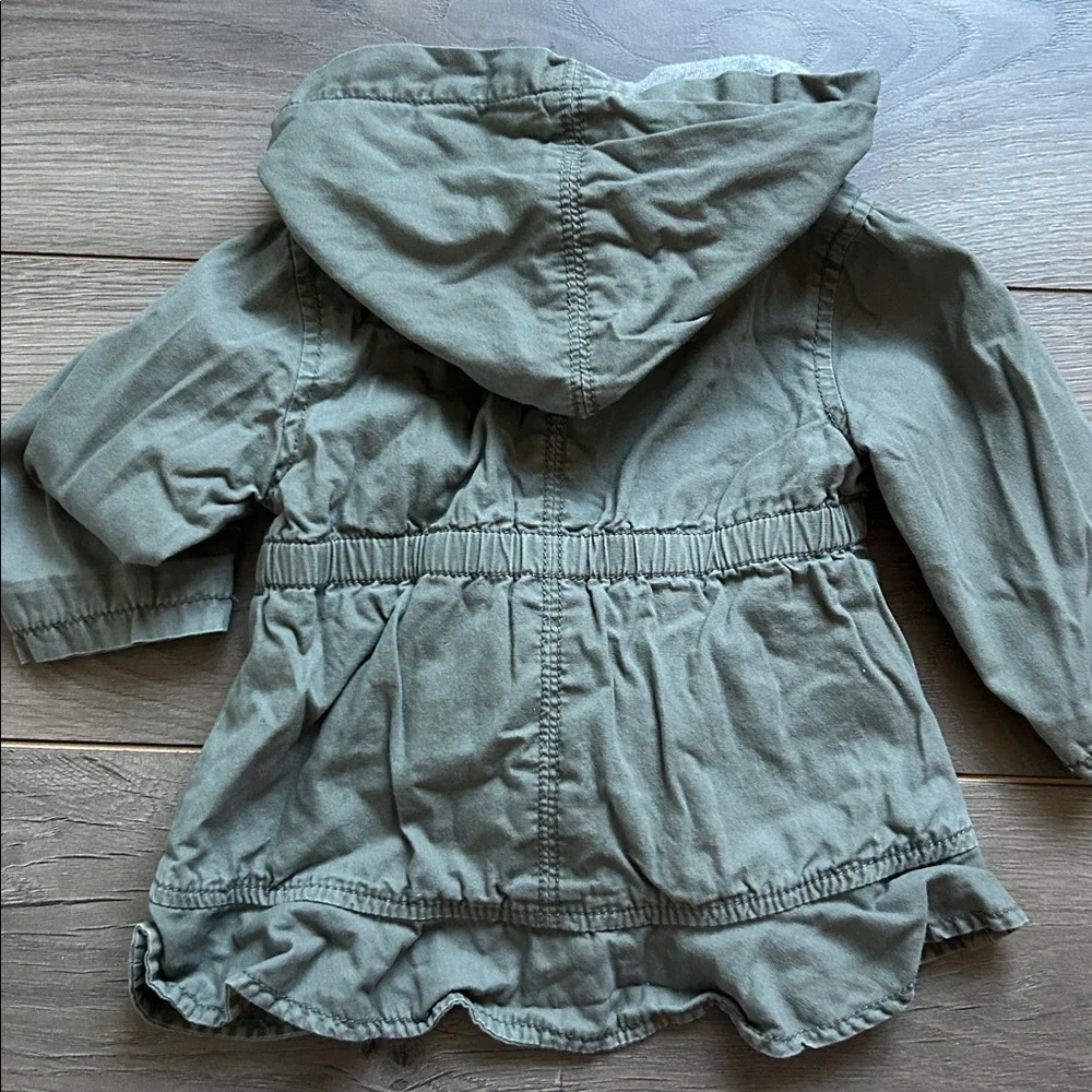 Old Navy Kids Green Hooded Army Green Ruffle Jacket 6-12 Month